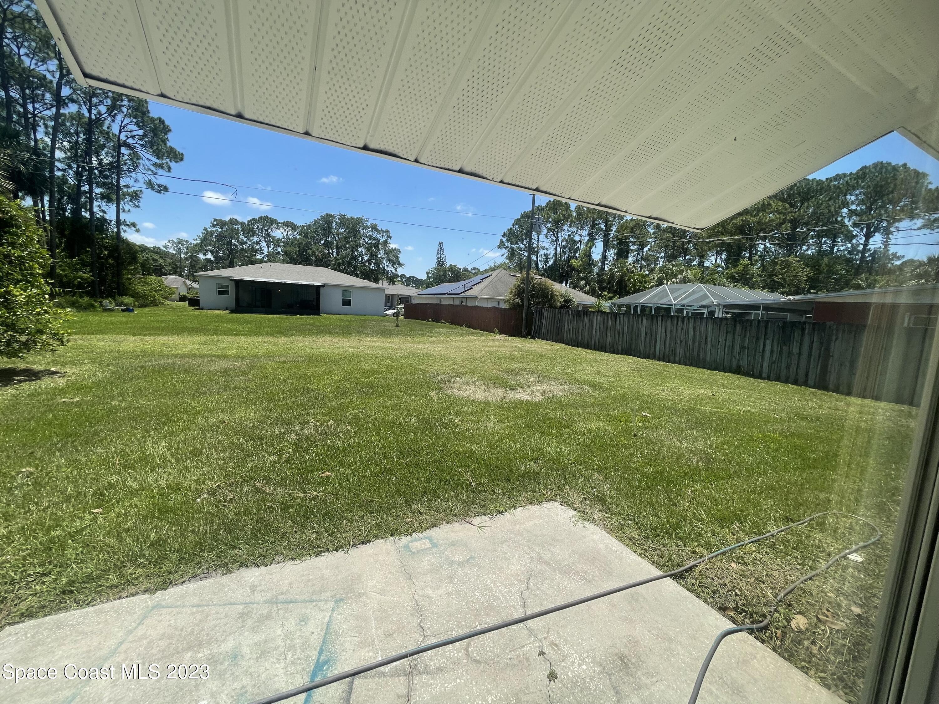 146 Richardson Street Southeast Palm Bay, FL 32909 - Photo 15 of 24 IMG_2257