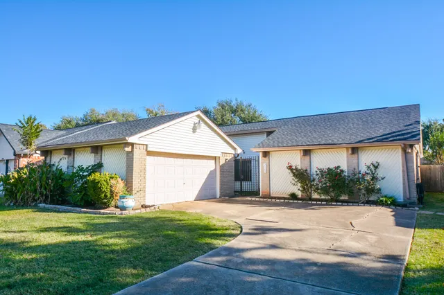 $285,000 | 2308 Gunston Court, Sugar Land, TX 77478