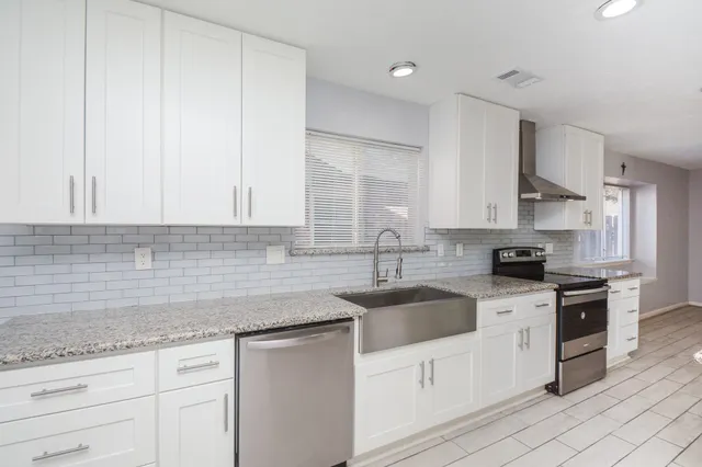 $285,000 | 2308 Gunston Court, Sugar Land, TX 77478