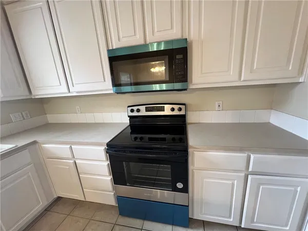 $235,000 | 357 Old Mill Creek Drive, Woodway, TX 76712