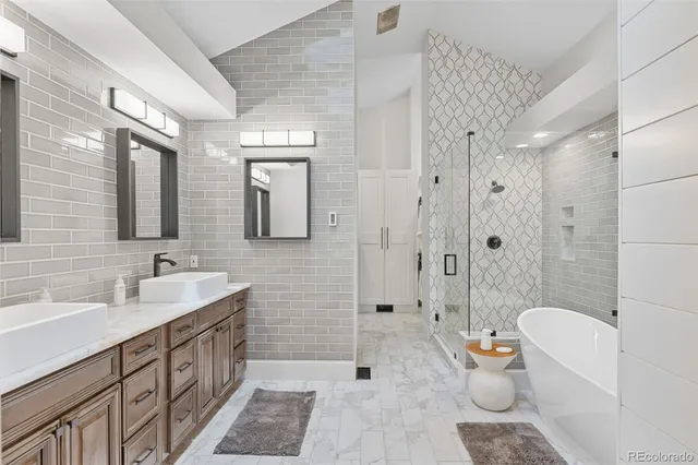 $2,212,500 | 22454 Anasazi Way, Golden, CO 80401