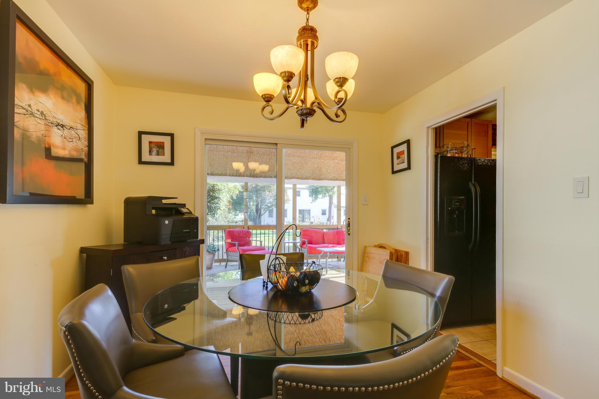 7807 Hayfield Road Alexandria, VA 22315 - Photo 9 of 21 Dining Room