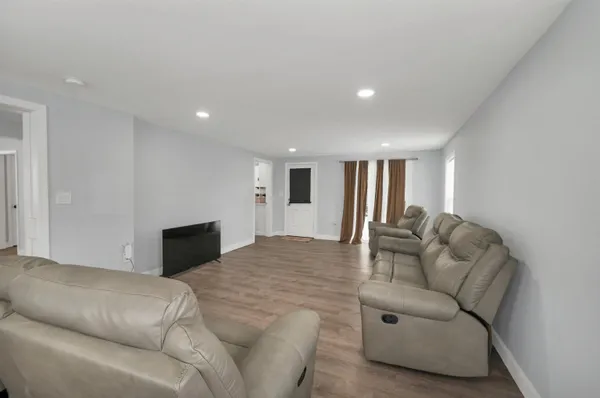 $683,000 | 151 Tolles Street, Nashua, NH 03064