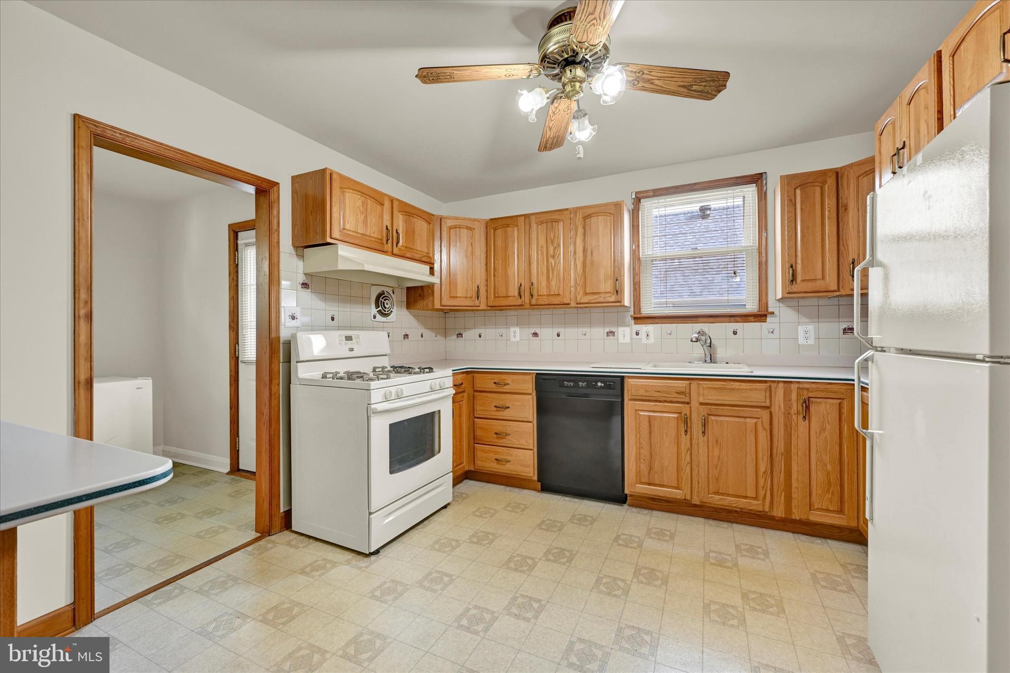 3312 Grace Road Sparrows Point, MD 21219 - Photo 9 of 19