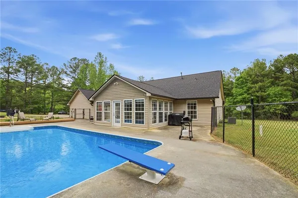 $399,999 | 358 Youngs Farm Road, Cedartown, GA 30125
