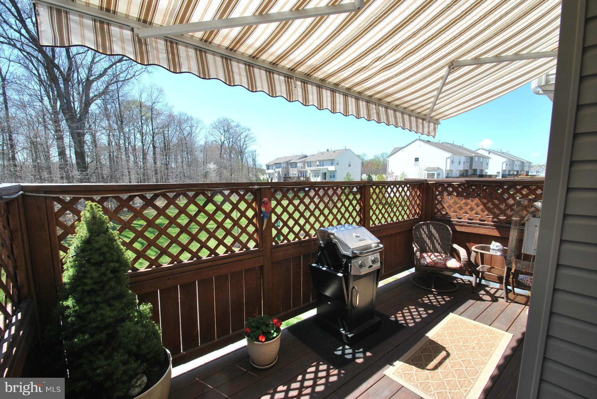 5037 Kemsley Road Baltimore, MD 21237 - Photo 14 of 30 PRIVATE REAR DECK W/RETRACTABLE AWNING