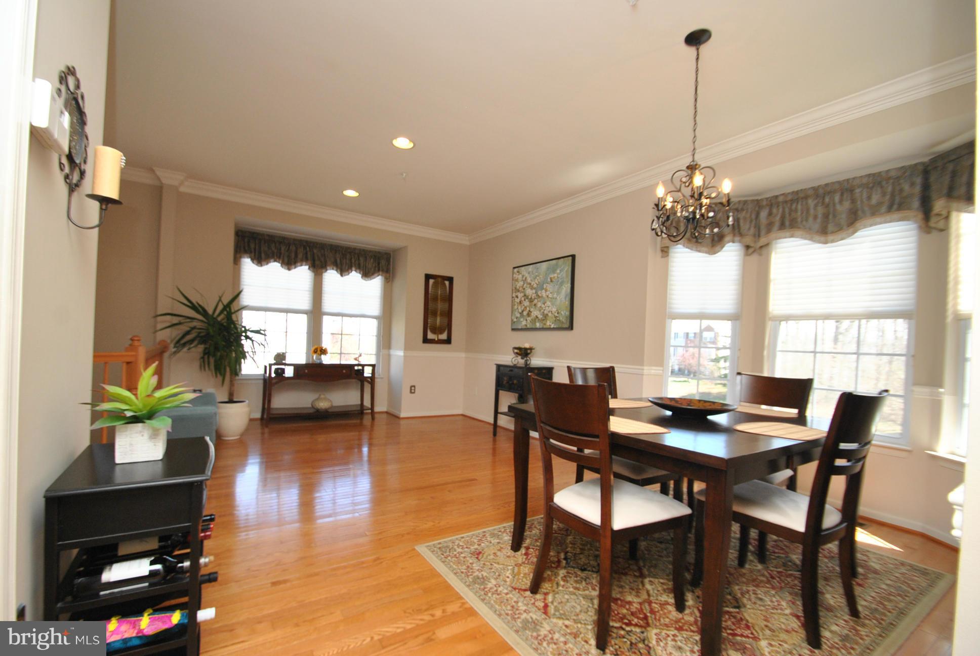 5037 Kemsley Road Baltimore, MD 21237 - Photo 7 of 30 VIEW FROM DIINIG ROOM