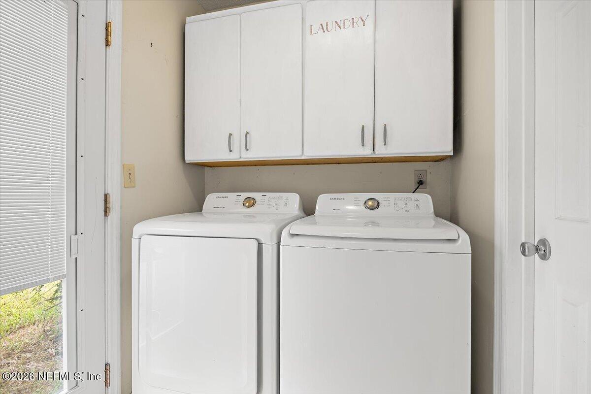 3476 Clifford Dugger Road Glen St. Mary, FL 32040 - Photo 16 of 30 15-Laundry Room