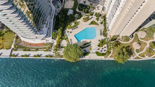 $725,000 | 2451 Brickell Avenue, Unit PHL, Miami, FL 33129
