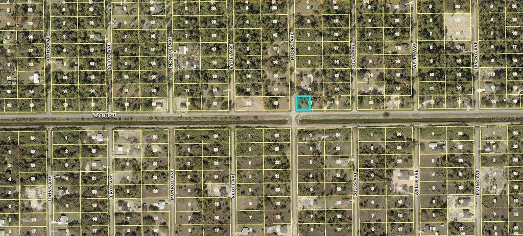 4001 East 20th Street Alva, FL 33920 - Photo 5 of 5 a bathroom with a shower