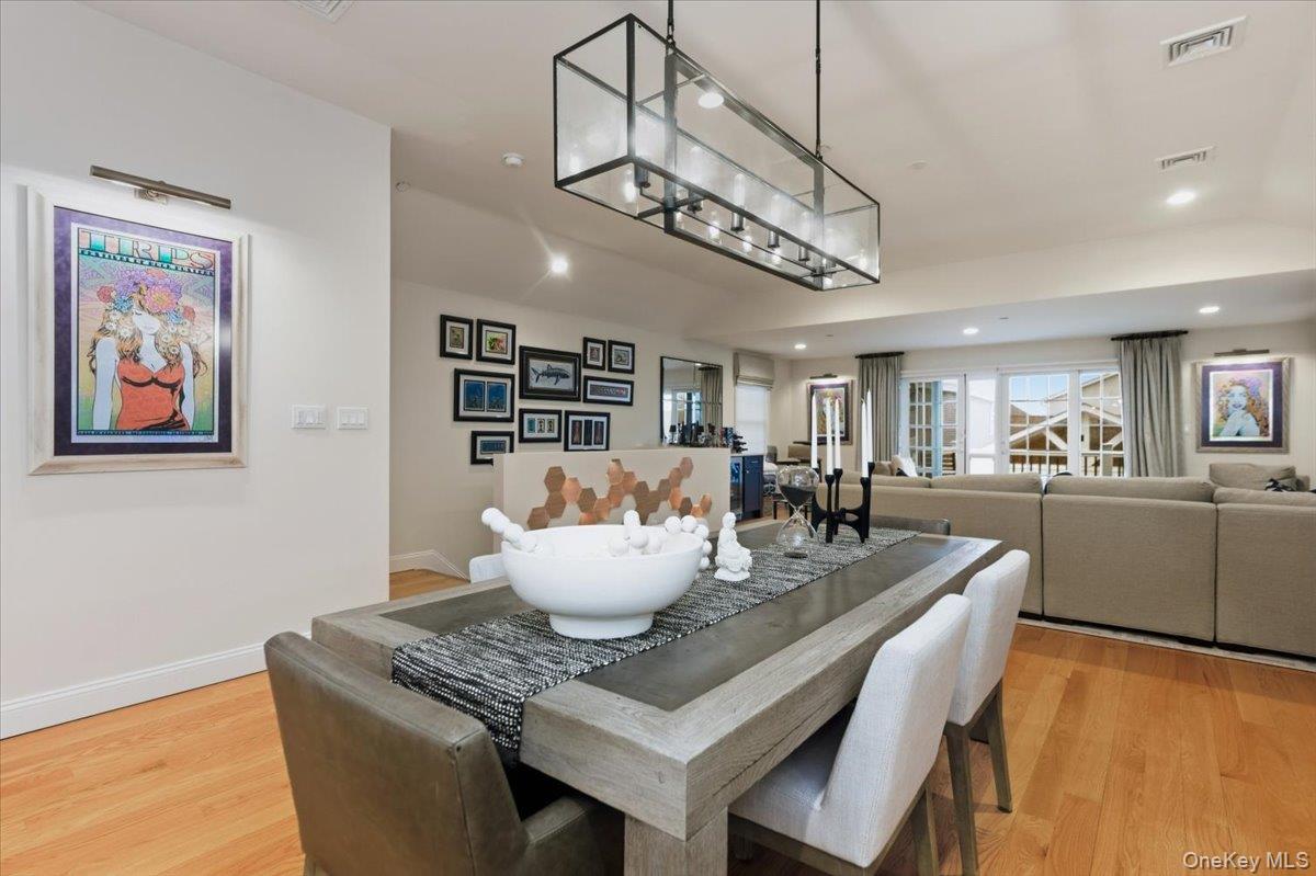 97 Wisconsin Street Long Beach, NY 11561 - Photo 8 of 30