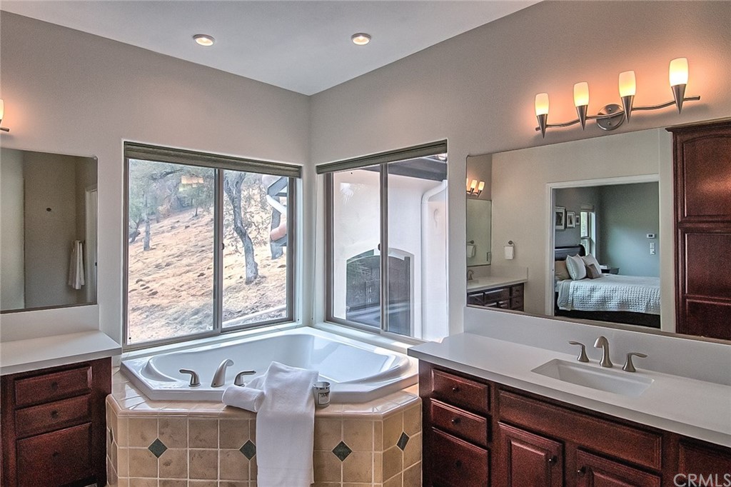 3217 Shallow Springs Terrace Chico, CA 95928 - Photo 31 of 69