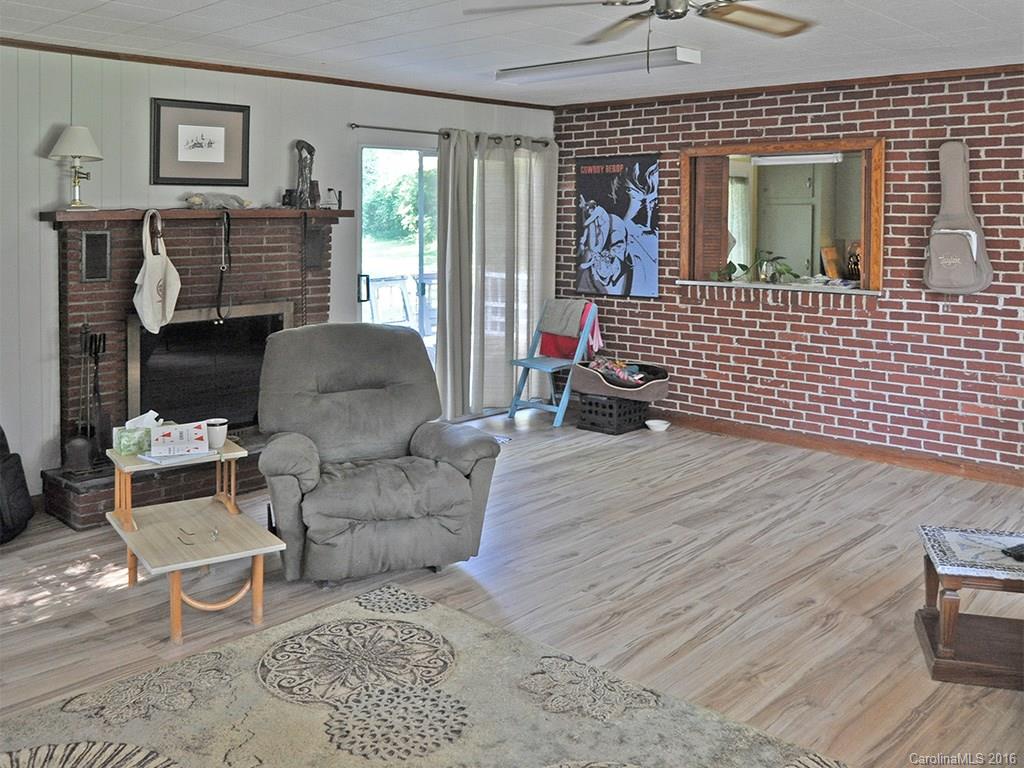 410 Monte Vista Road Candler, NC 28715 - Photo 12 of 23 Gallery Image 12