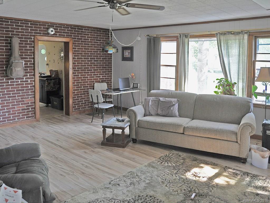410 Monte Vista Road Candler, NC 28715 - Photo 13 of 23 Gallery Image 13