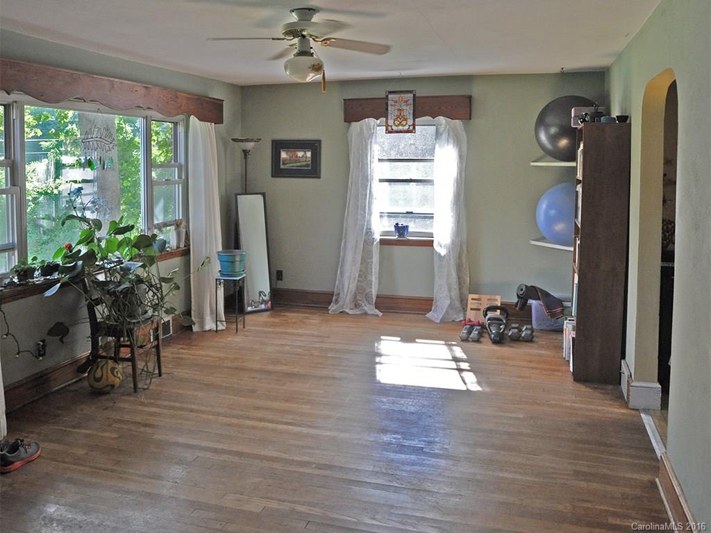 410 Monte Vista Road Candler, NC 28715 - Photo 7 of 23 Gallery Image 7
