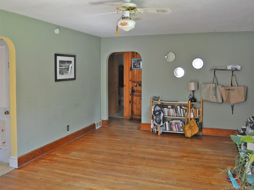 410 Monte Vista Road Candler, NC 28715 - Photo 8 of 23 Gallery Image 8