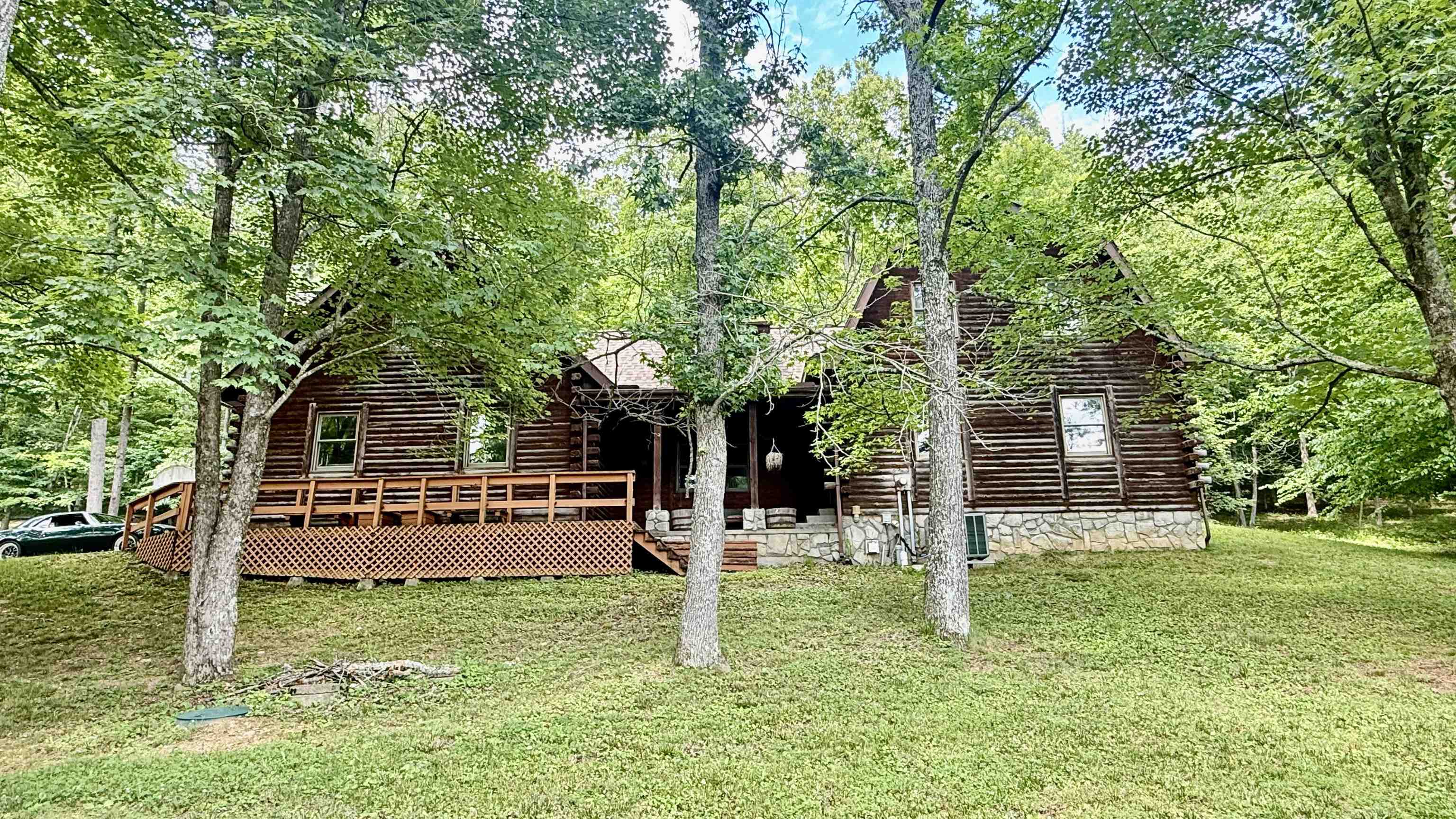 420 Brookfield Farm Road Ashland, KY 41102 - Photo 1 of 43