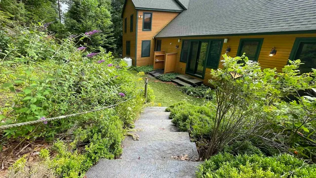 $1,150,000 | 1917 Stowe Mountain Road, Halifax, VT 05358