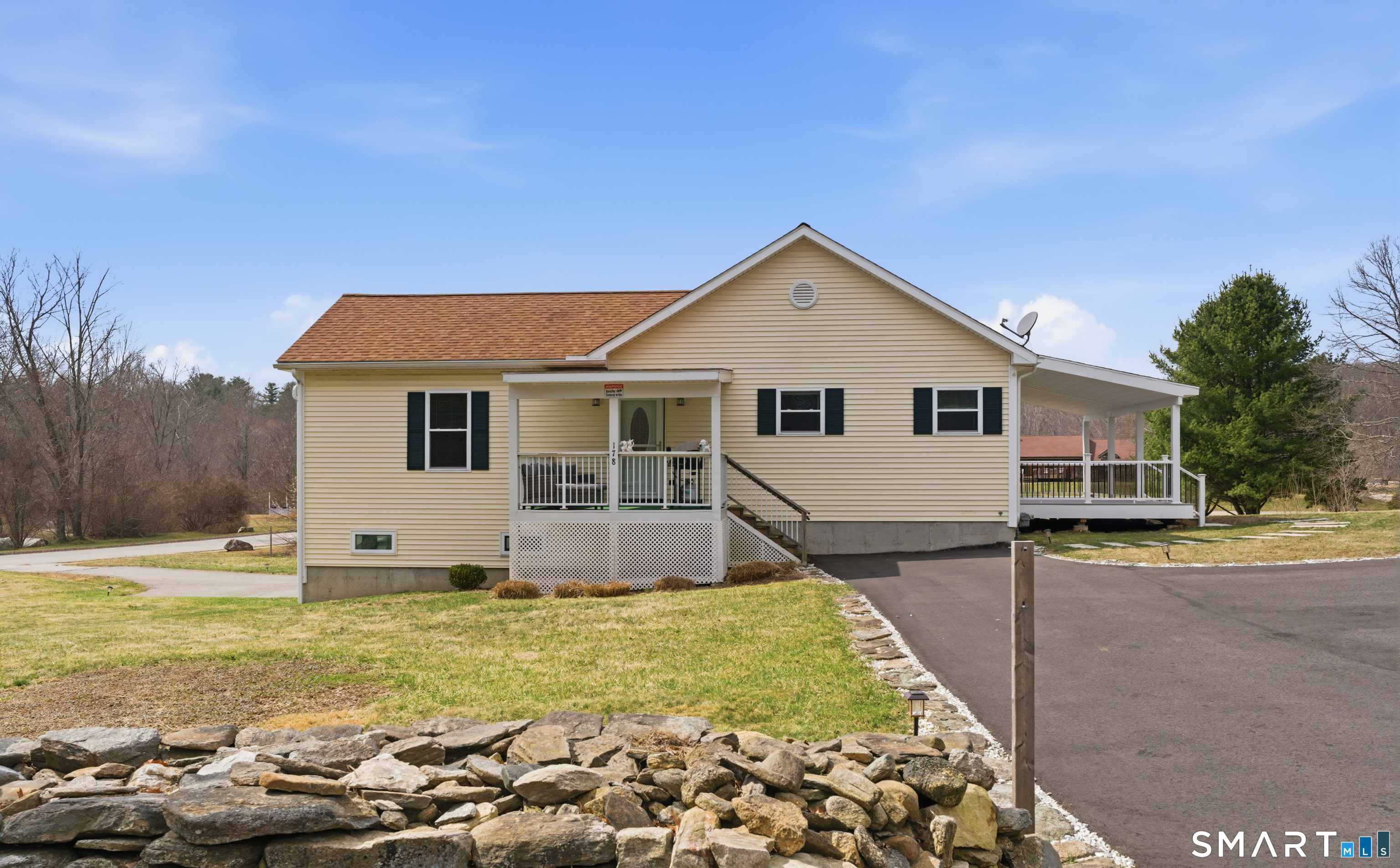 178 Plain Hill Road Norwich, CT 06360 - Photo 2 of 40