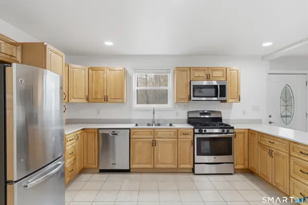 $479,000 | 178 Plain Hill Road, Norwich, CT 06360