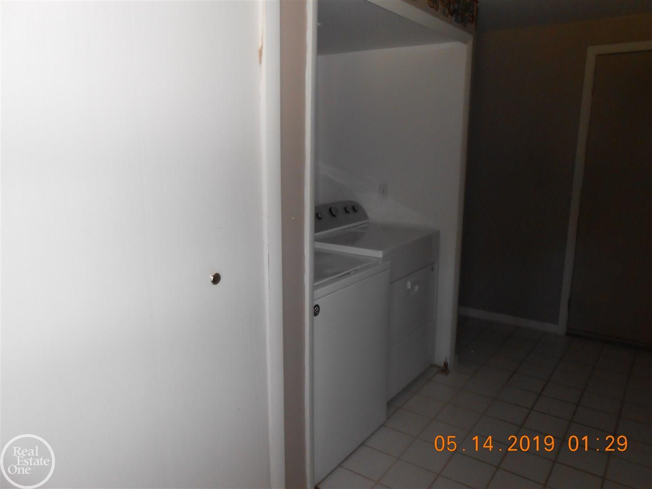 8090 Yale Road Avoca, MI 48006 - Photo 30 of 34 31379922-30.JPG