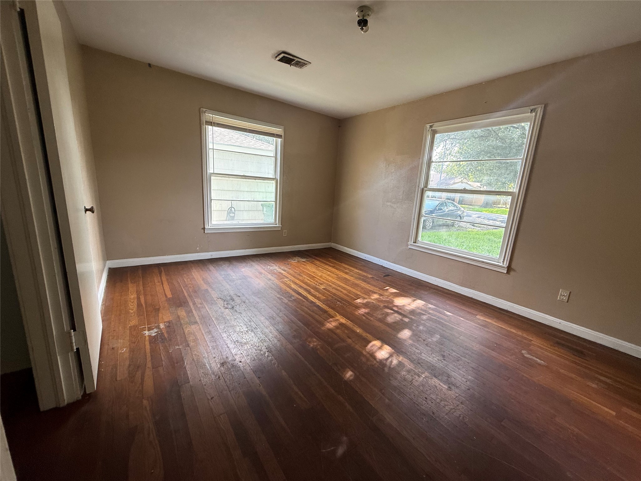 5501 Milart Street Houston, TX 77021 - Photo 6 of 18