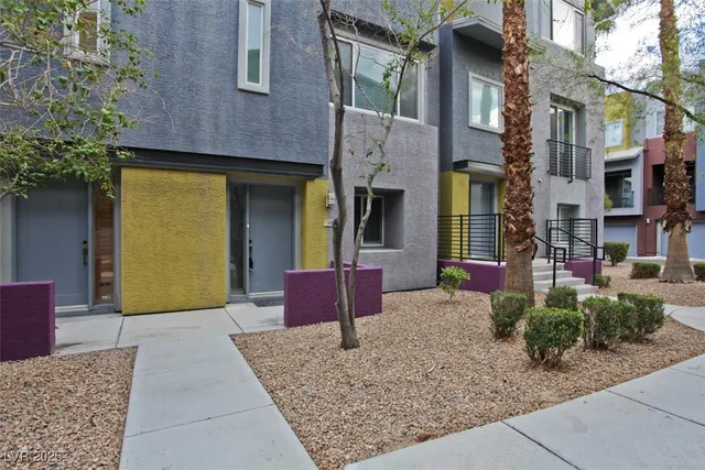 $2,050 | 9050 West Tropicana Avenue, Unit 1165, Las Vegas, NV 89147