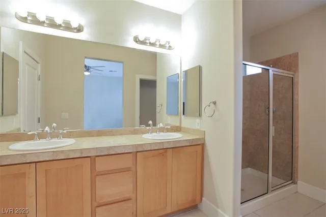 $2,050 | 9050 West Tropicana Avenue, Unit 1165, Las Vegas, NV 89147