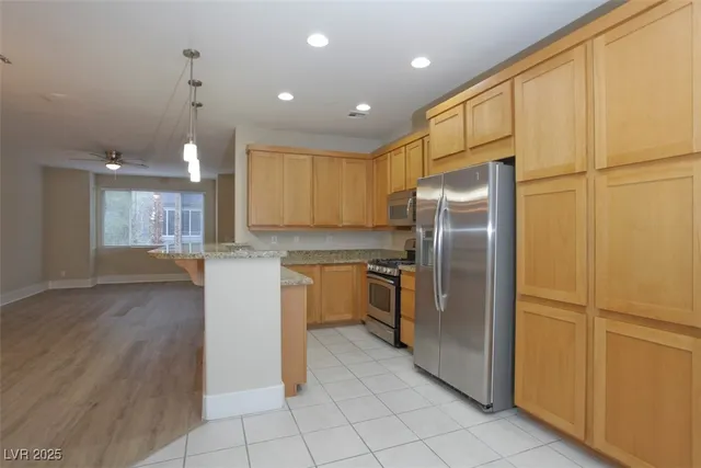 $2,050 | 9050 West Tropicana Avenue, Unit 1165, Las Vegas, NV 89147