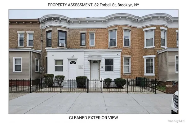 $890,000 | 82 Forbell Street | City Line