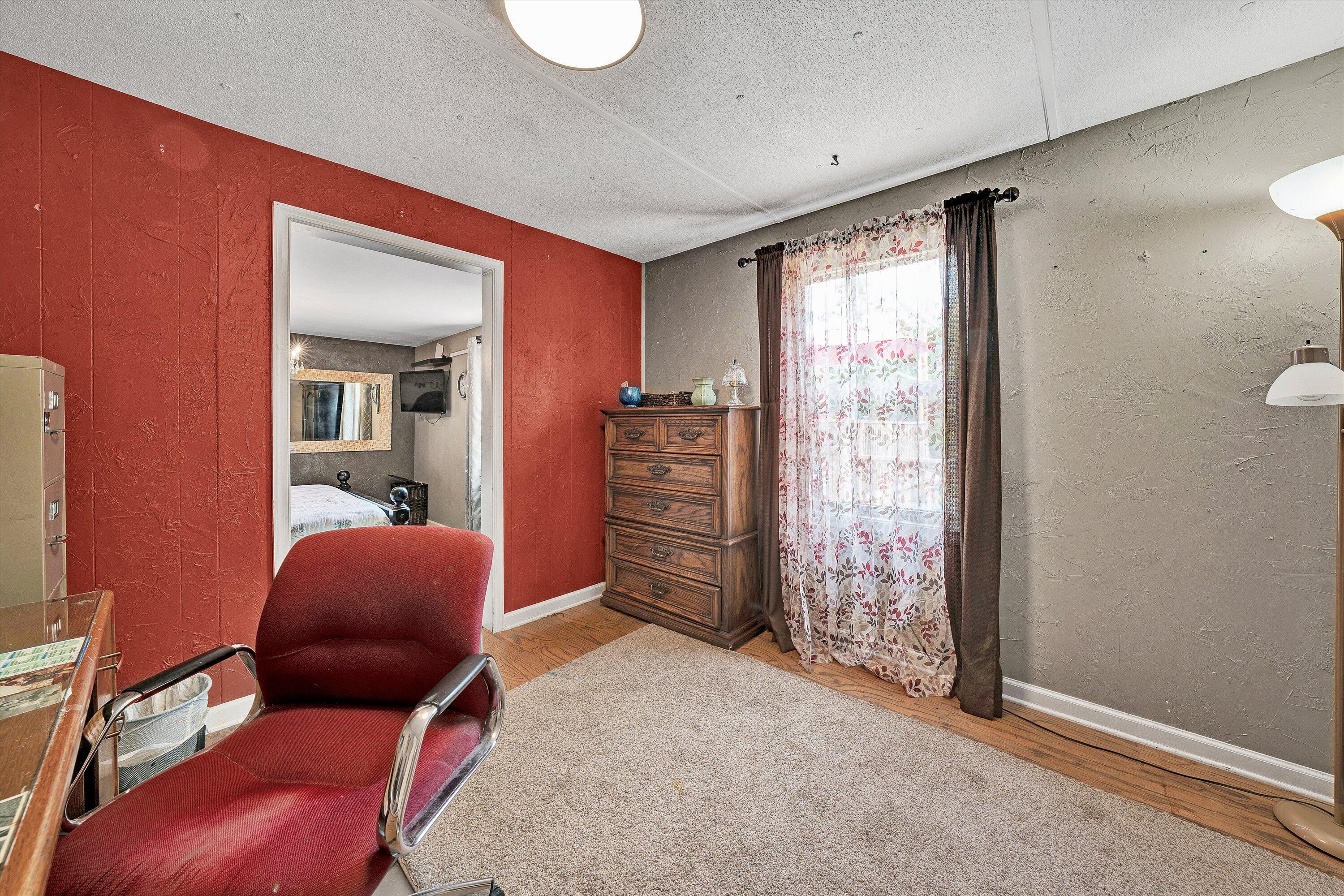 5184 North W River Road Salem, VA 24153 - Photo 26 of 48 25-DSC00055