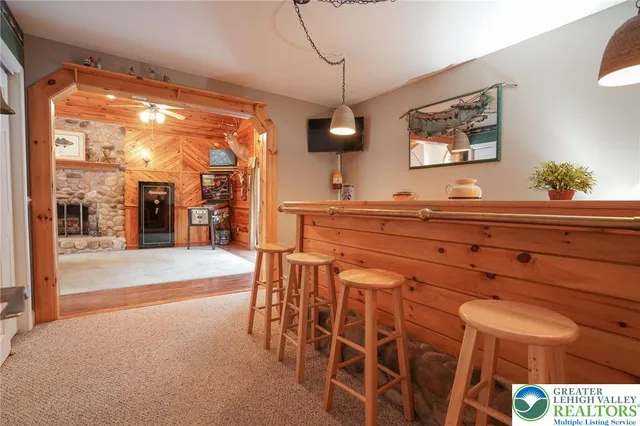 $615,000 | 29 Great Oaks Drive, Nesquehoning, PA 18240