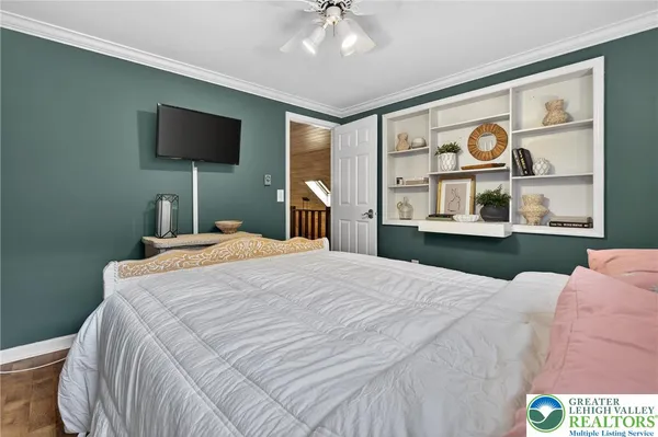 $575,000 | 29 Great Oaks Drive, Nesquehoning, PA 18240