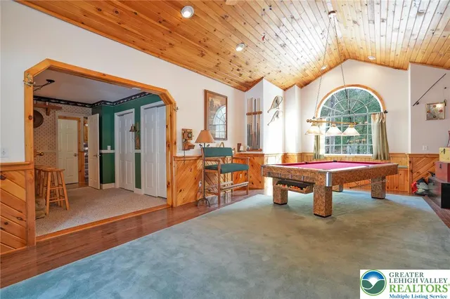 $615,000 | 29 Great Oaks Drive, Nesquehoning, PA 18240