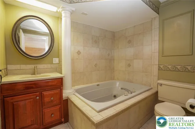 $615,000 | 29 Great Oaks Drive, Nesquehoning, PA 18240