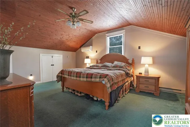 $615,000 | 29 Great Oaks Drive, Nesquehoning, PA 18240