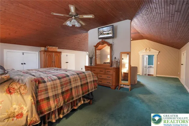 $615,000 | 29 Great Oaks Drive, Nesquehoning, PA 18240