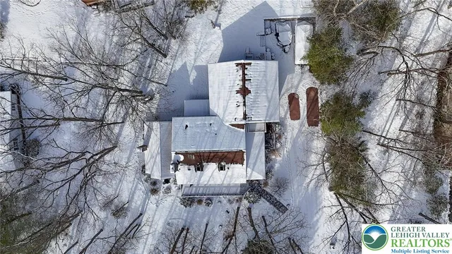 $615,000 | 29 Great Oaks Drive, Nesquehoning, PA 18240