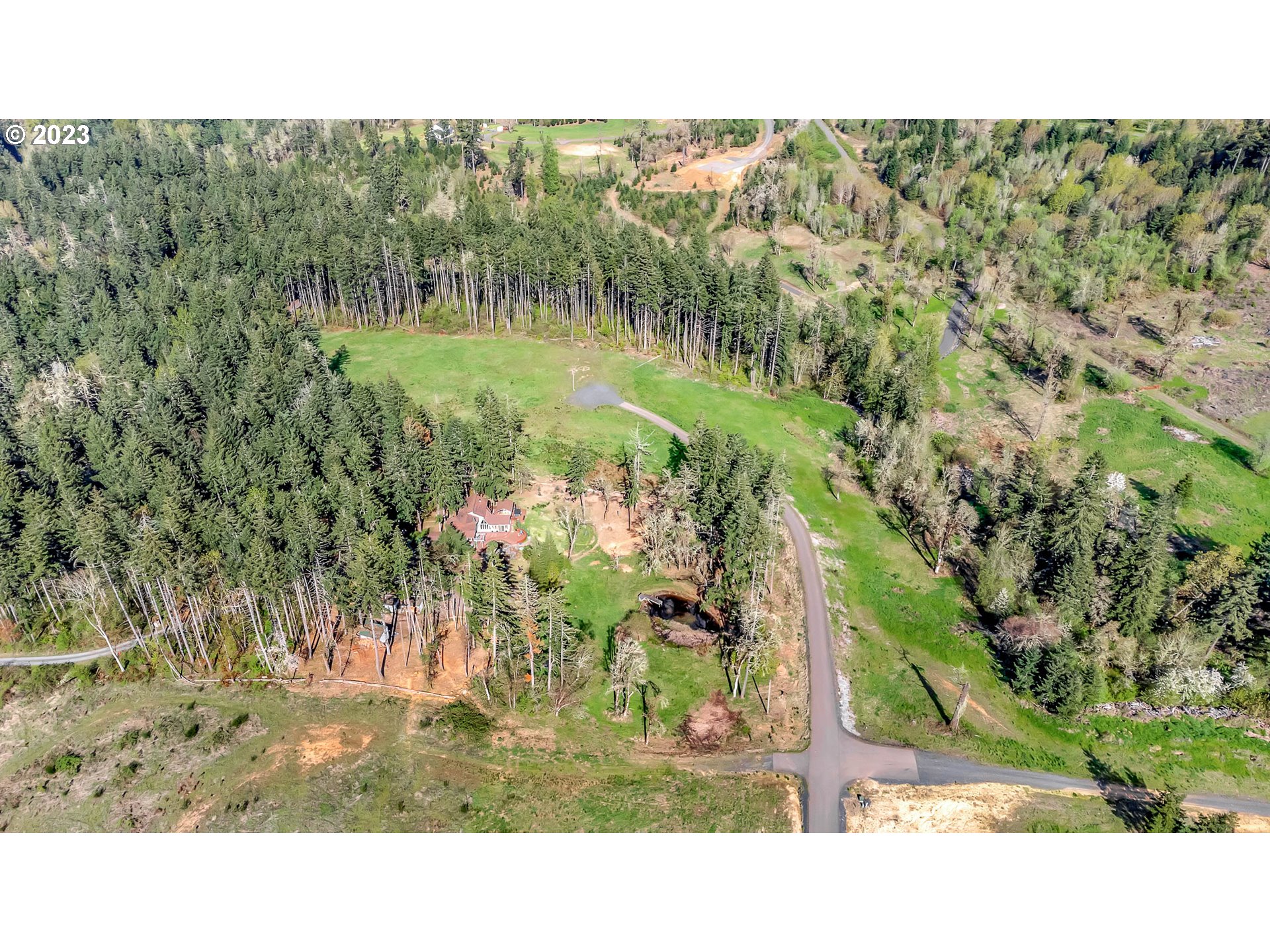 Spring Boulevard Eugene, OR 97405 - Photo 8 of 34 a view of a yard