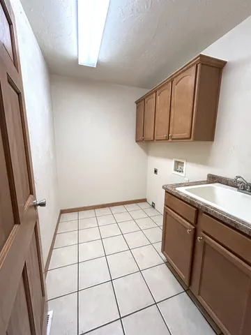 $299,900 | 4727 North Apple Road, Appleton, WI 54913