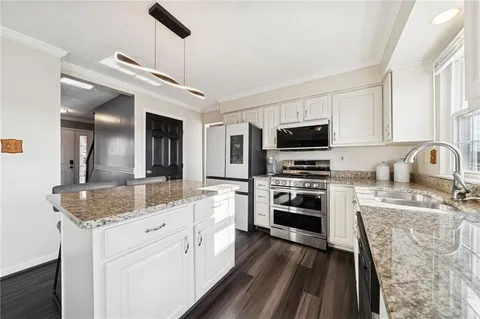 $499,900 | 522 Leland Drive, Pittsburgh, PA 15236