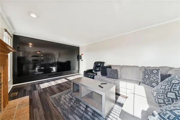 $474,900 | 522 Leland Drive, Pittsburgh, PA 15236