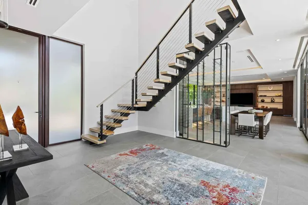 $675,000 | 5288 Alton Road, Miami Beach, FL 33140