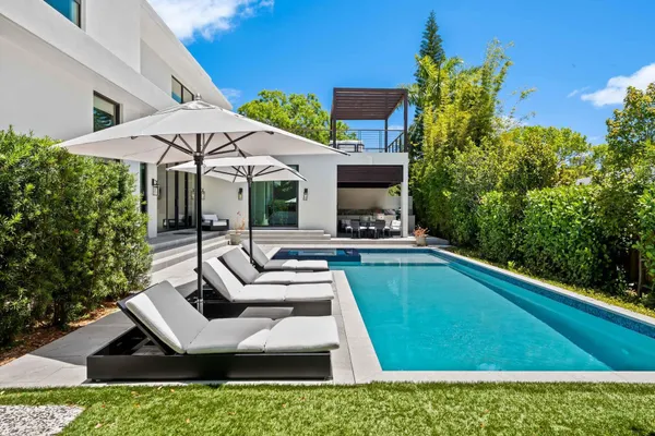 $675,000 | 5288 Alton Road, Miami Beach, FL 33140