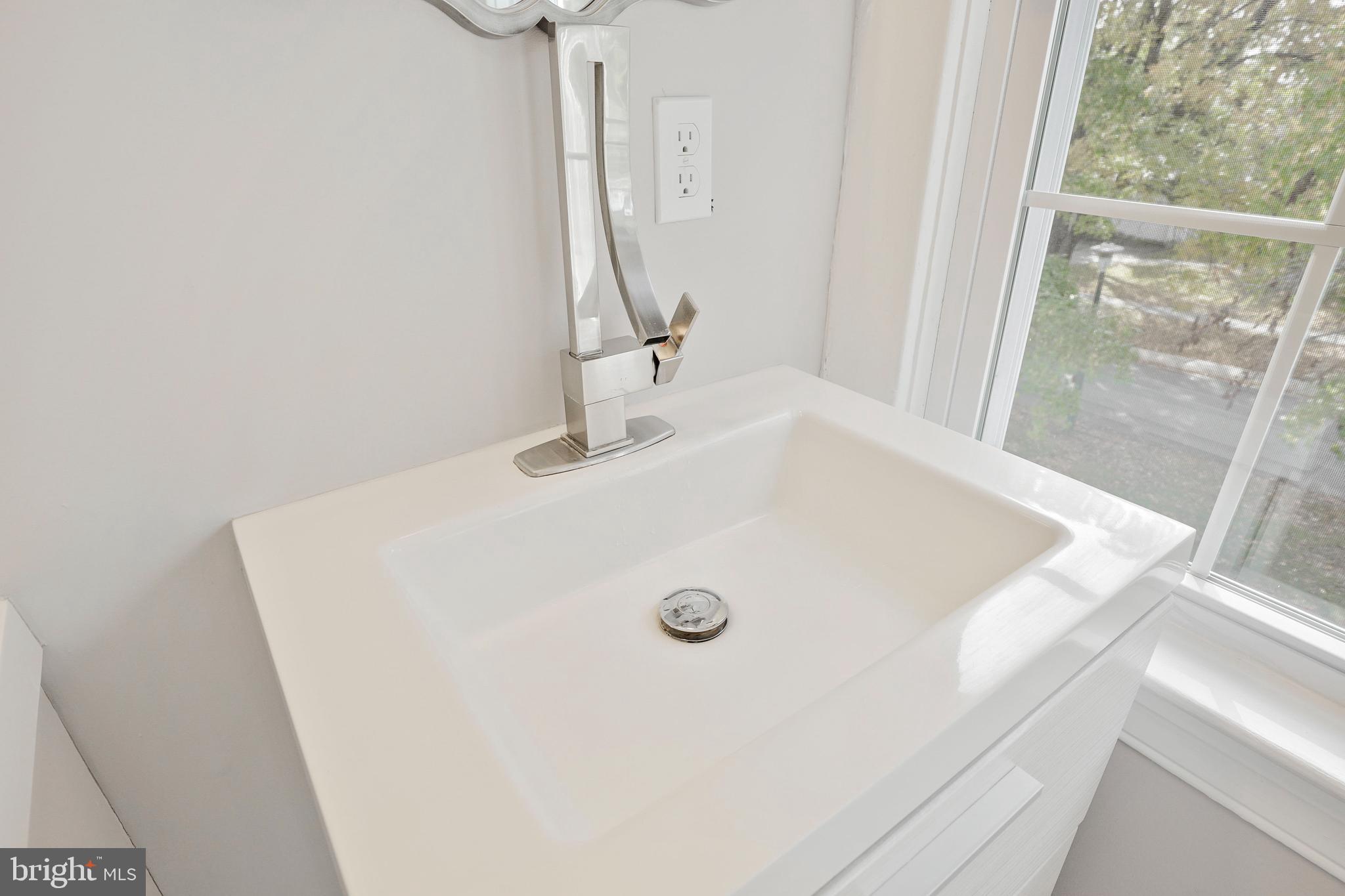 3501 Ellamont Road Baltimore, MD 21215 - Photo 39 of 56 Gallery Image 39