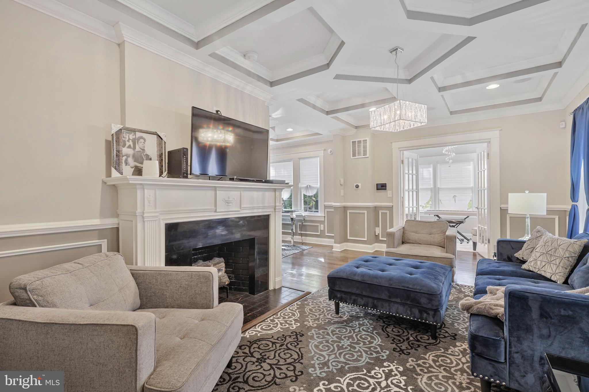 3501 Ellamont Road Baltimore, MD 21215 - Photo 5 of 56 Gallery Image 5