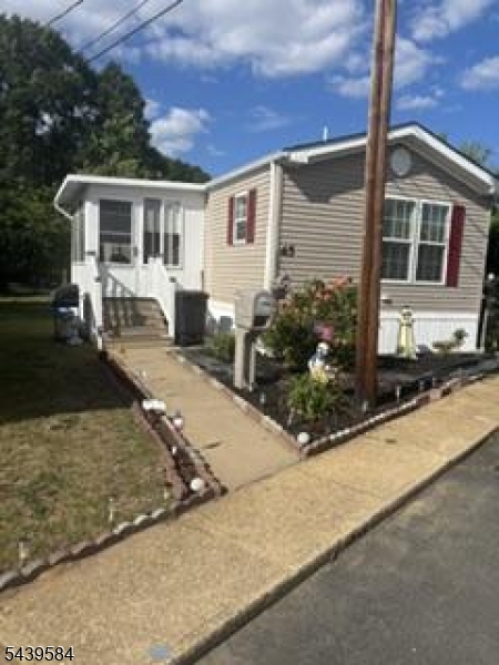65 Locust Grove Hazlet, NJ 07730 - Photo 1 of 21