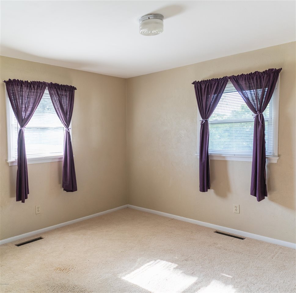 6051 Morgan Road Battle Creek, MI 49017 - Photo 12 of 35