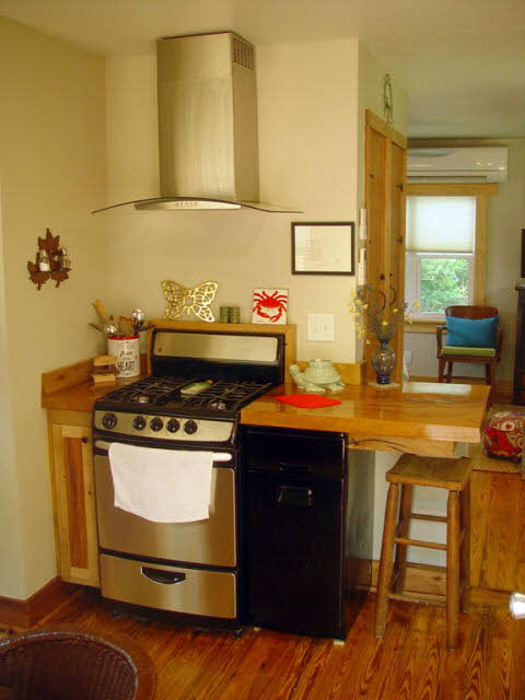 454 Equality Avenue, Unit A Fairhope, AL 36532 - Photo 11 of 16 Kitchen right