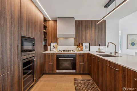 $1,388,000 | 280 Spear Street, Unit 10D, San Francisco, CA 94105
